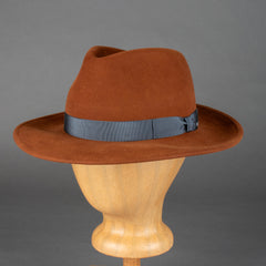 1980 Traveller Hut Kastanie