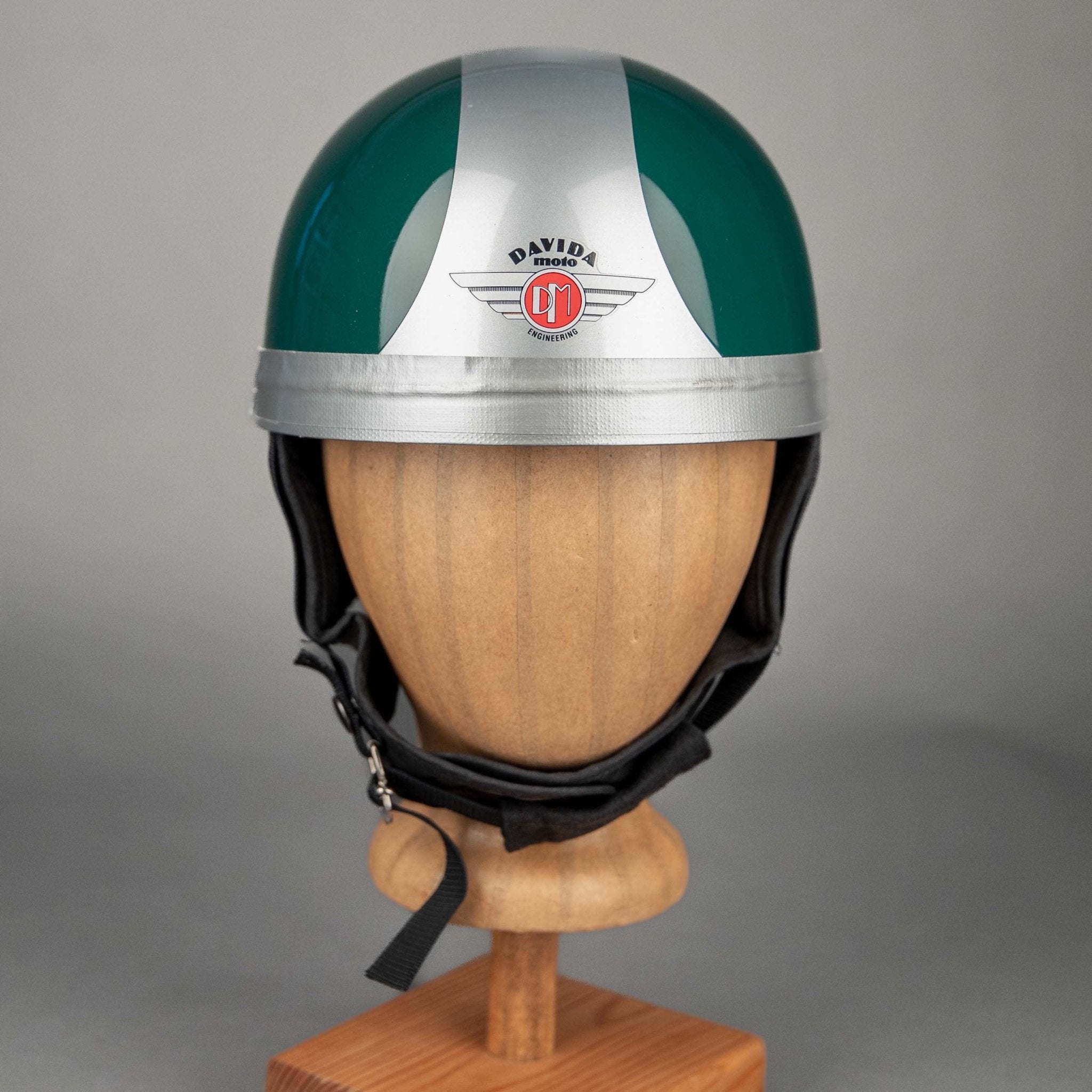 DavidaClassic Helmet Green SilverHelmetBritish Parts Lucerne