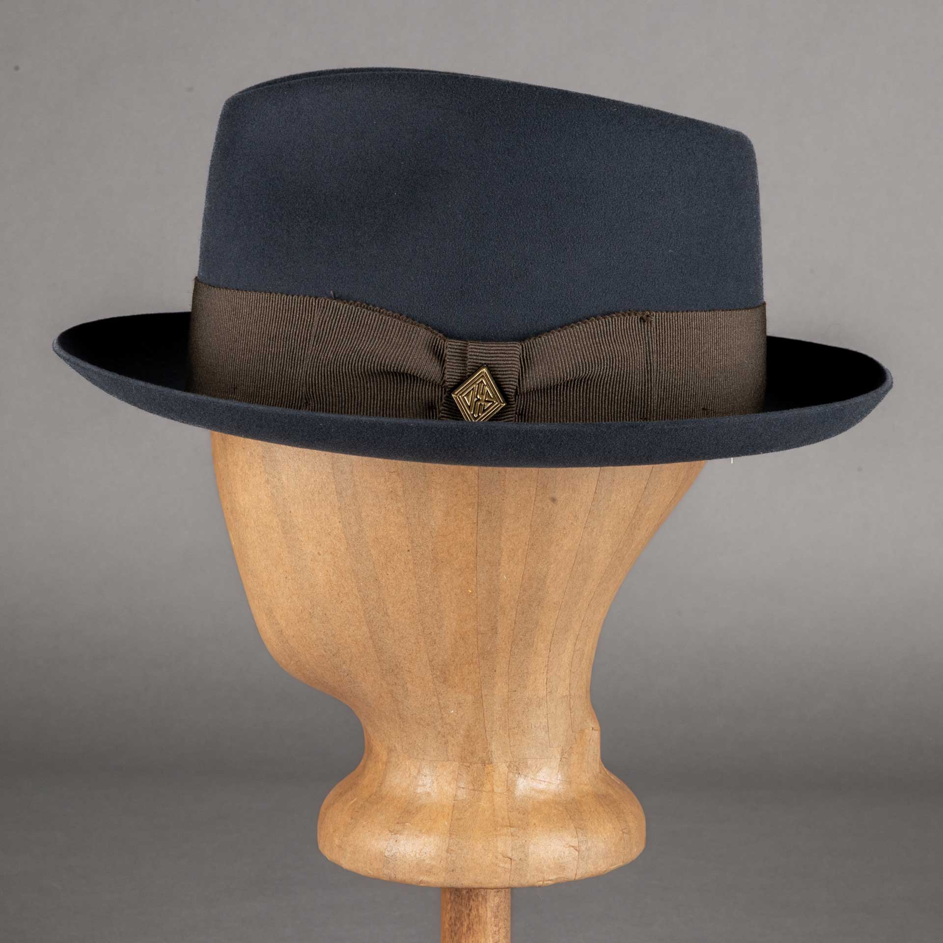 Diefenthal & Sohn1965 Player Hat Cologne BasaltHutBritish Parts Lucerne