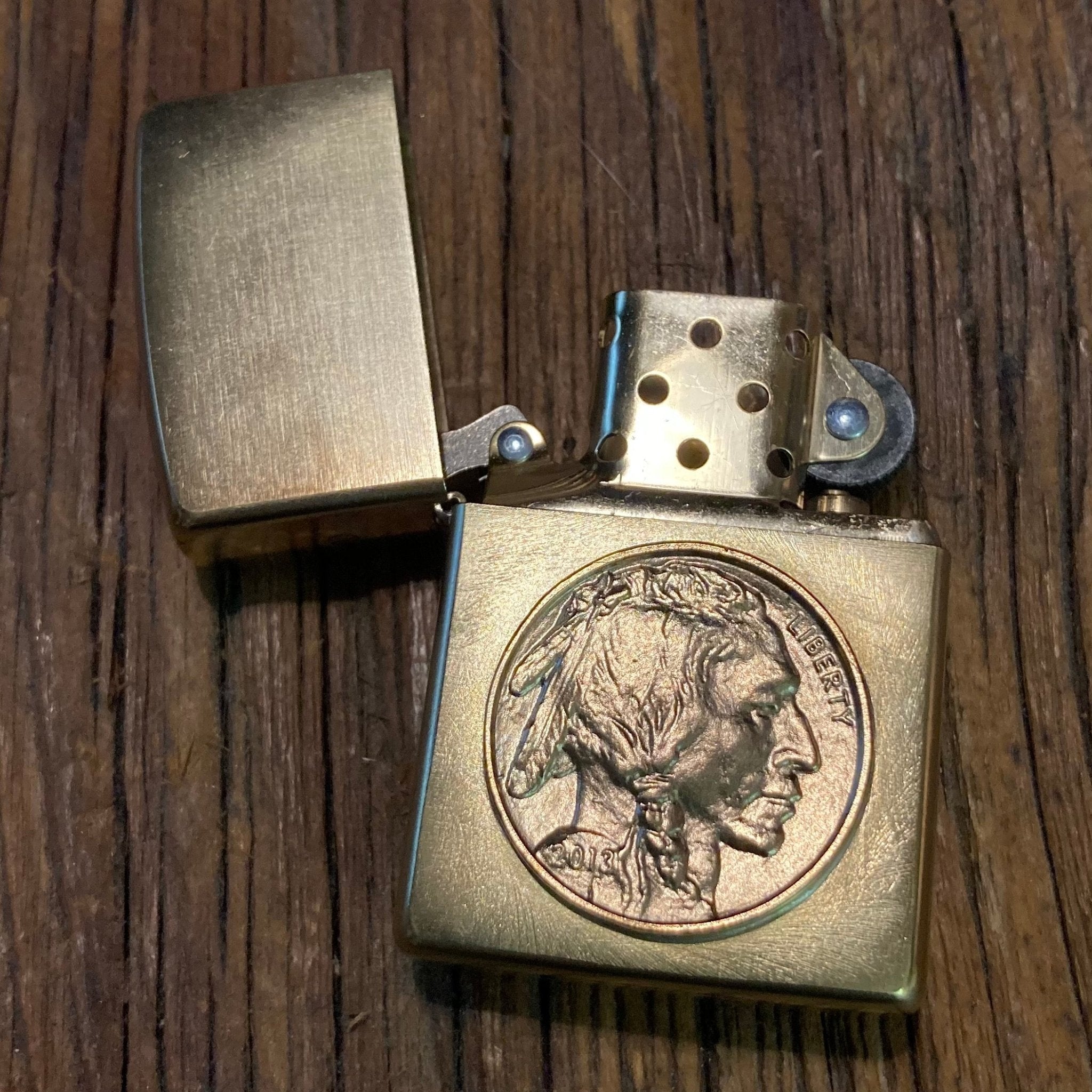 Fine jewelryZippo Indian bronzeLighterBritish Parts Lucerne