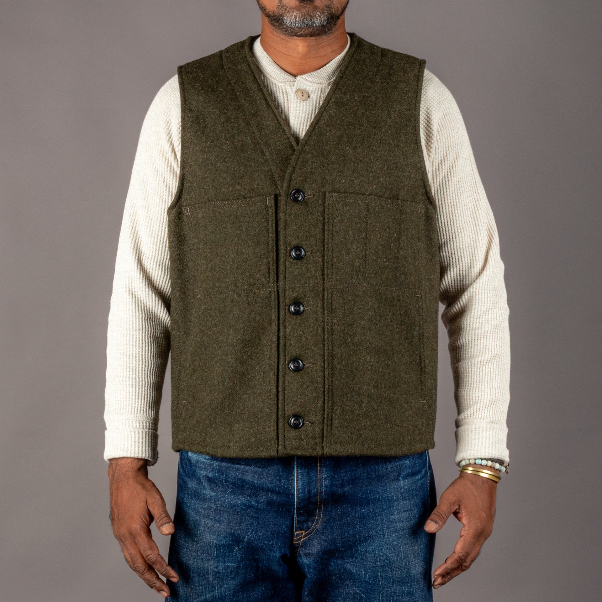 FilsonMackinaw Wool Vest Forest GreenVestsBritish Parts Lucerne