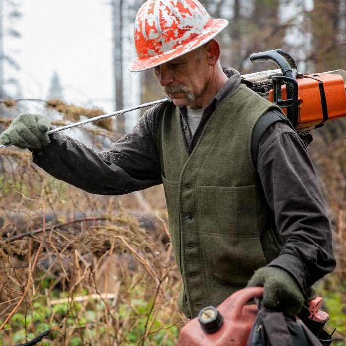 FilsonMackinaw Wool Vest Forest GreenVestsBritish Parts Lucerne