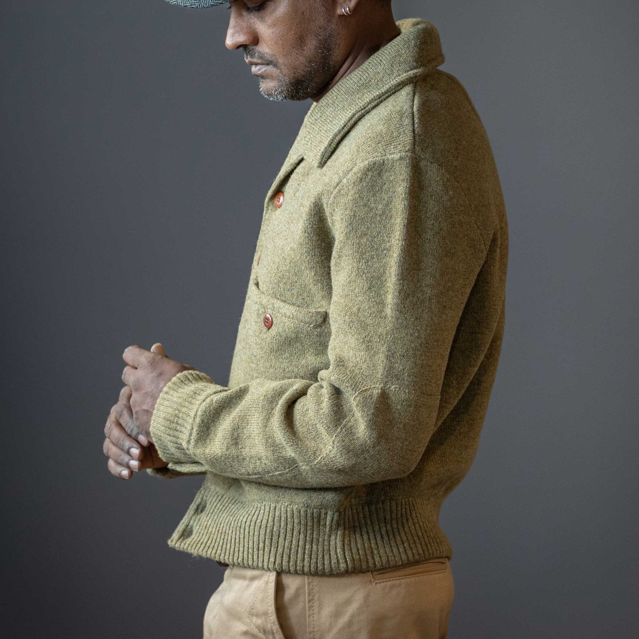 G.R.P.Max 3 short cardigan light greenCardiganBritish Parts Luzern