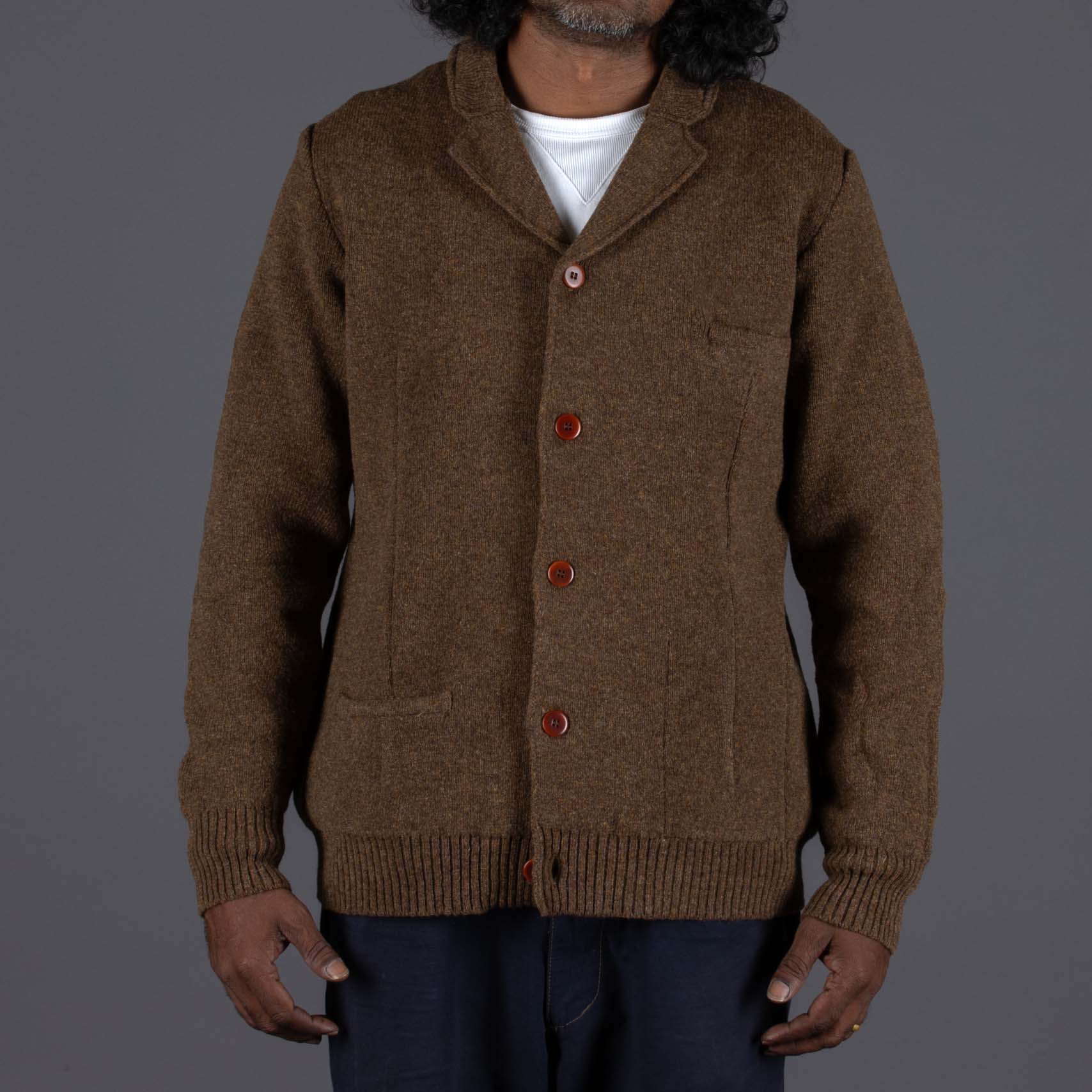 G.R.P.Max 3 cardigan brownCardiganBritish Parts Lucerne