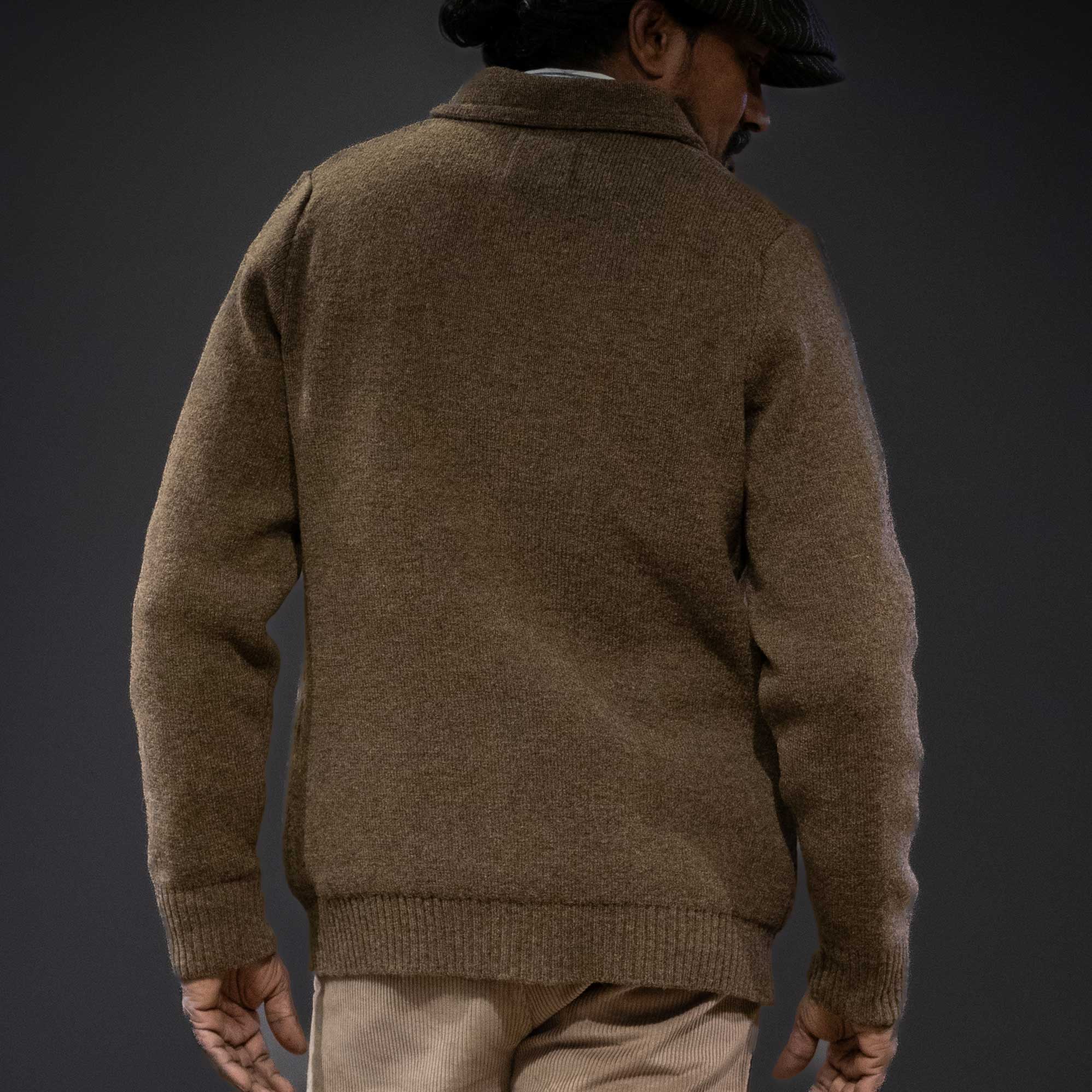 G.R.P.Max 3 cardigan brownCardiganBritish Parts Lucerne