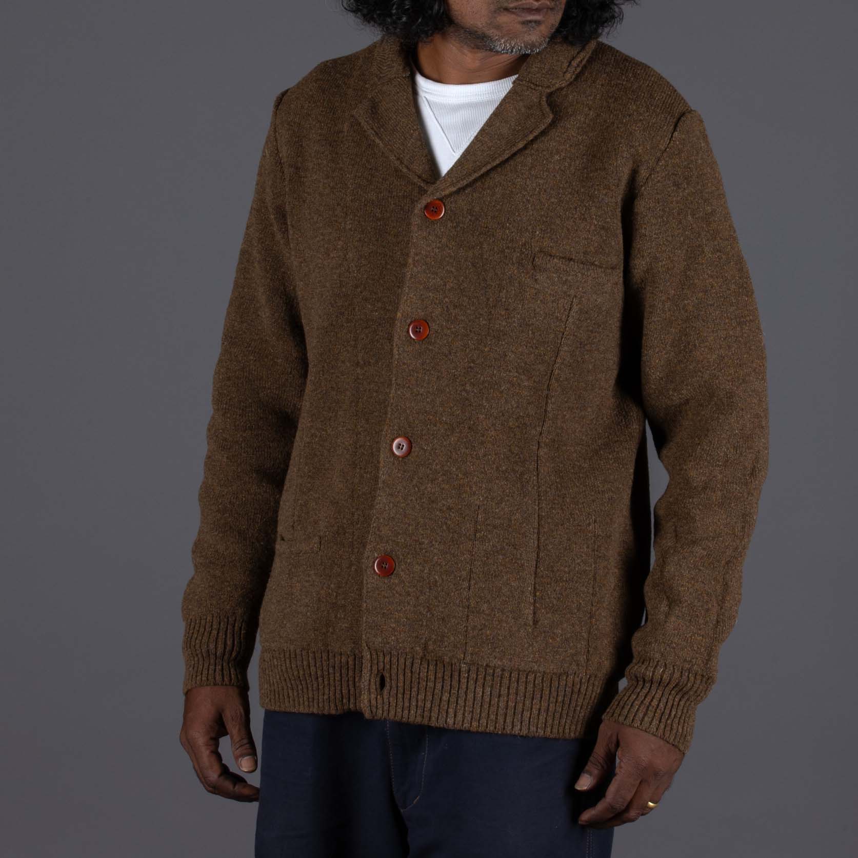 G.R.P.Max 3 cardigan brownCardiganBritish Parts Lucerne