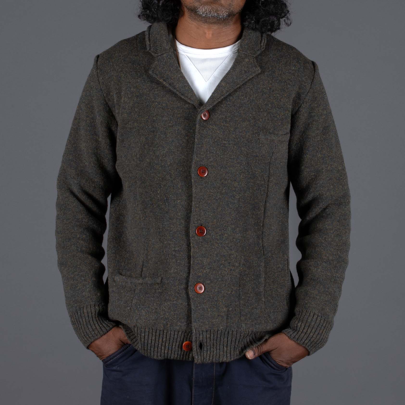 G.R.P.Max 3 cardigan dark greenCardigansBritish Parts Lucerne