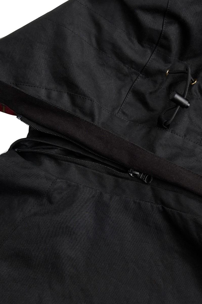 Manifattura CeccarelliTrekking wax jacket blackJacketsBritish Parts Lucerne