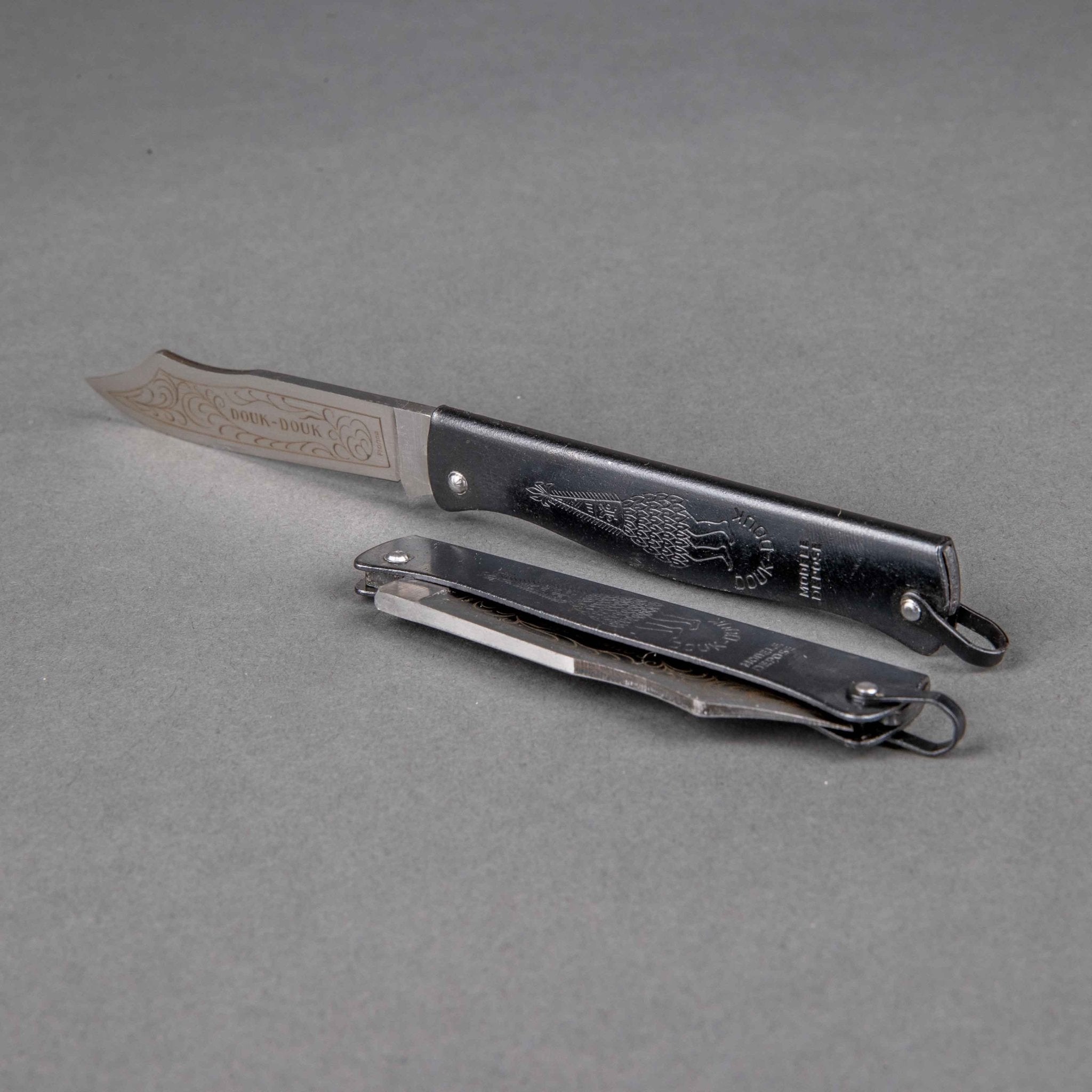 Passion FranceDouk Douk the original knife with burnished handle 9cmPocket knifeBritish Parts Lucerne