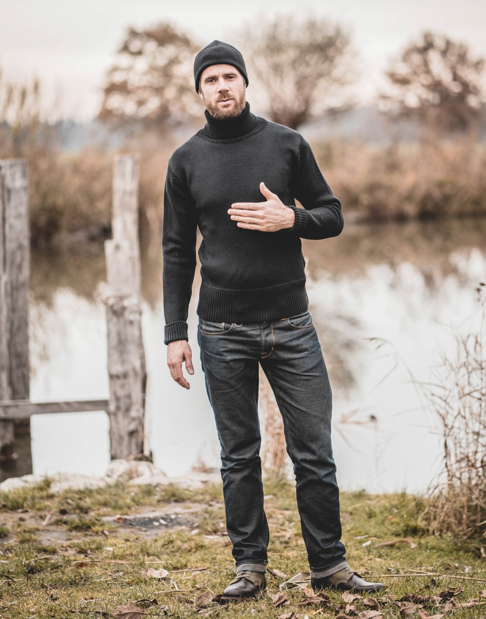 Pike Brothers1923 Turtle Neck Sweater dark navyPulloverBritish Parts Lucerne