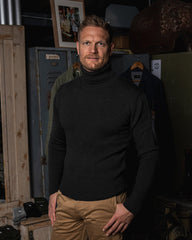 Pike Brothers1923 Turtle Neck Sweater blackPulloverBritish Parts Lucerne