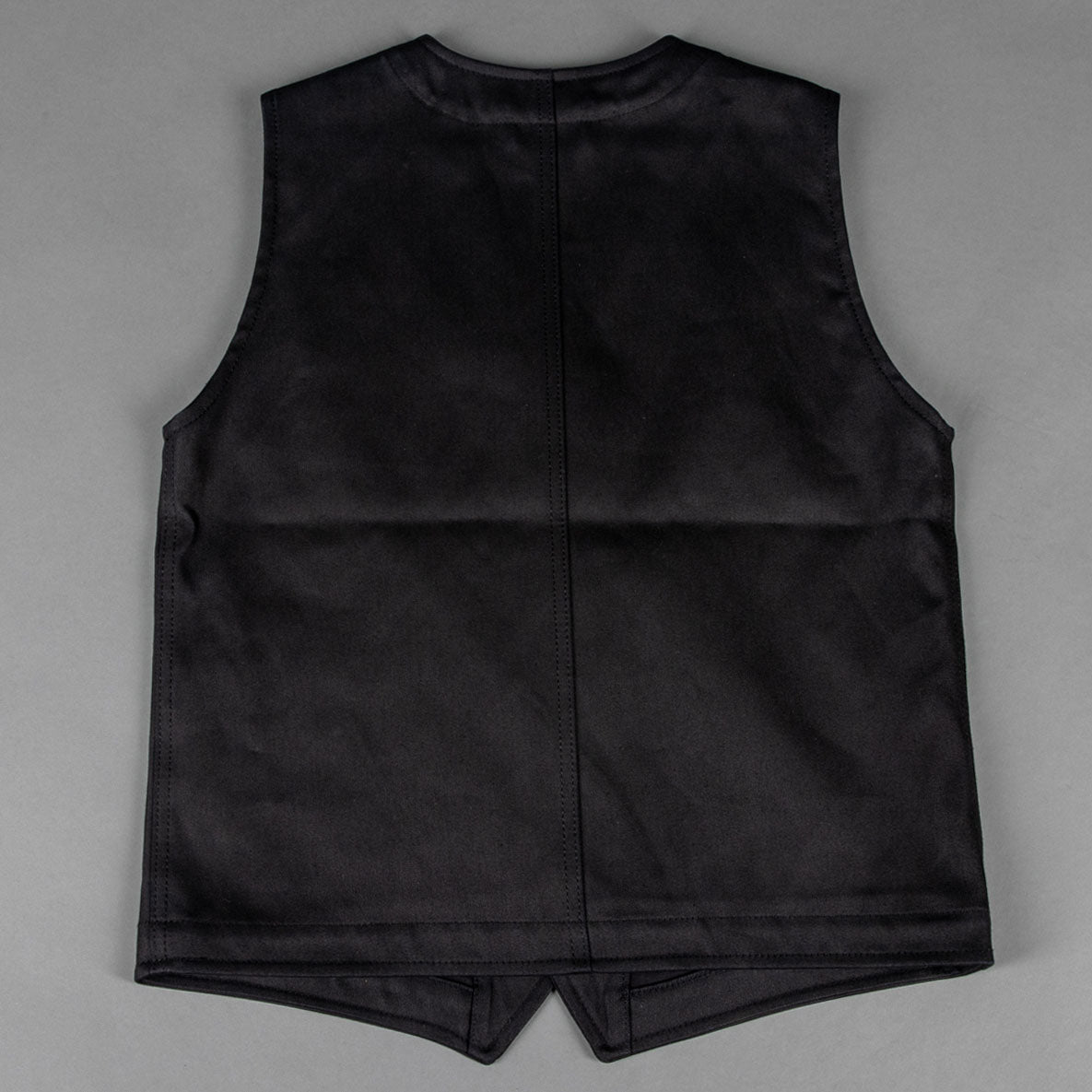 Pike Brothers1937 Roamer Vest Elephant Skin BlackVestsBritish Parts Lucerne