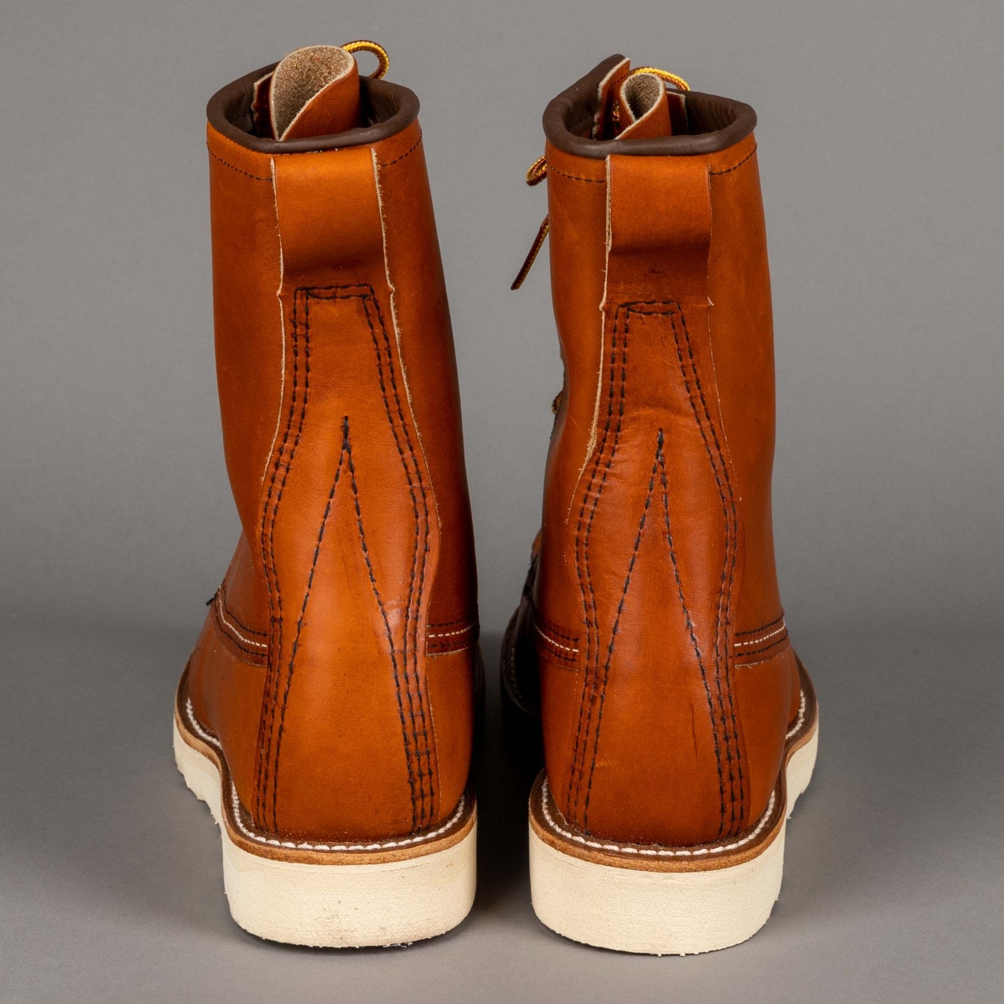 Red Wing ShoesMoc Toe 877 Oro Legacy Men's ShoesShoesBritish Parts Lucerne