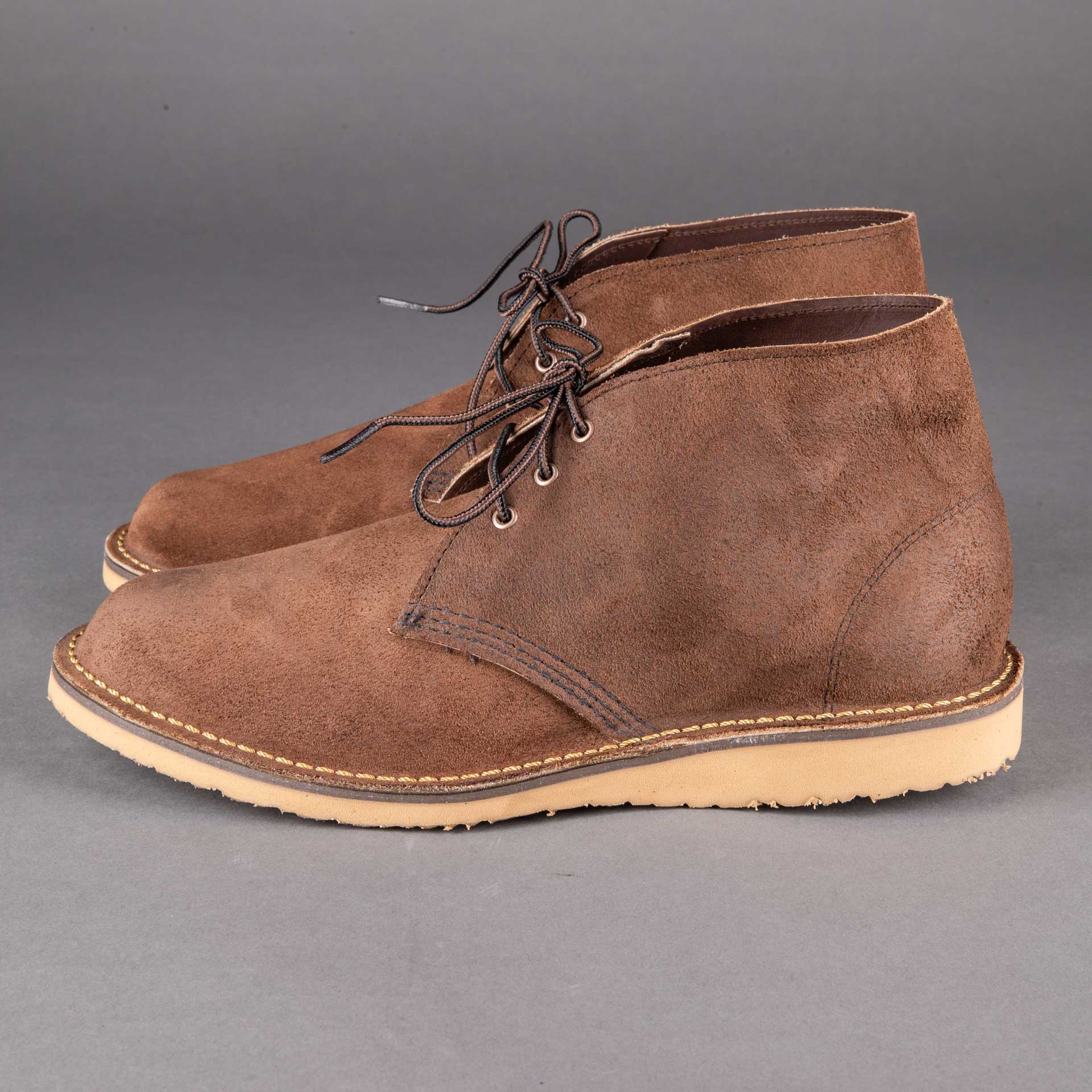 Red Wing ShoesWeekender Chukka 3315 Chocolate Muleskinner Leather Men's ShoesShoesBritish Parts Luzern