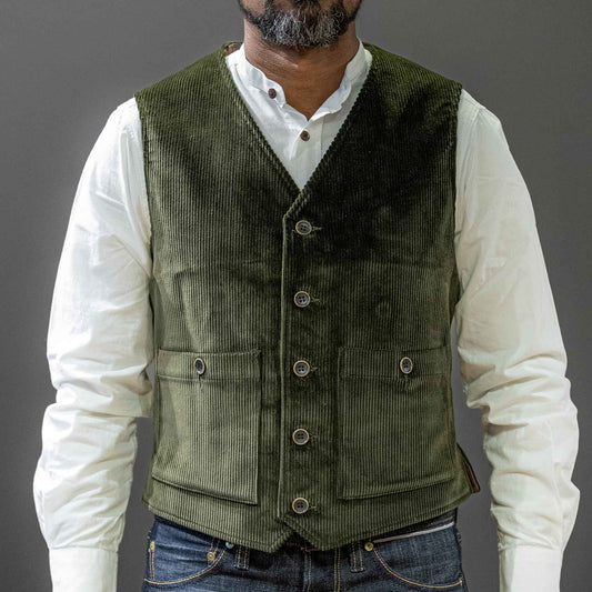 A Piece of ChicArtisan vest corduroy dark greenWaistcoatsBritish Parts Lucerne