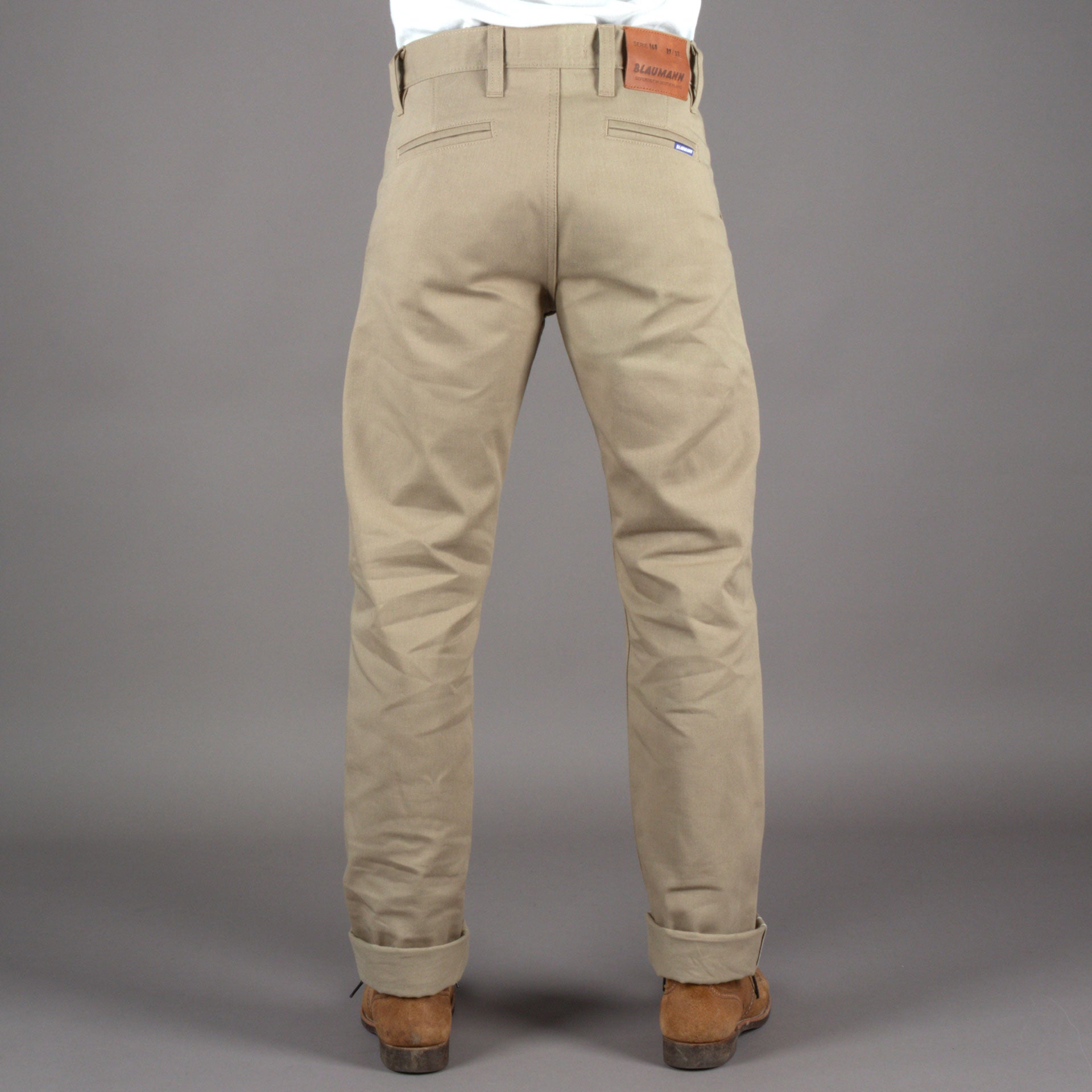 Blue man jeansChino pants Beige SelvagePantsBritish Parts Lucerne