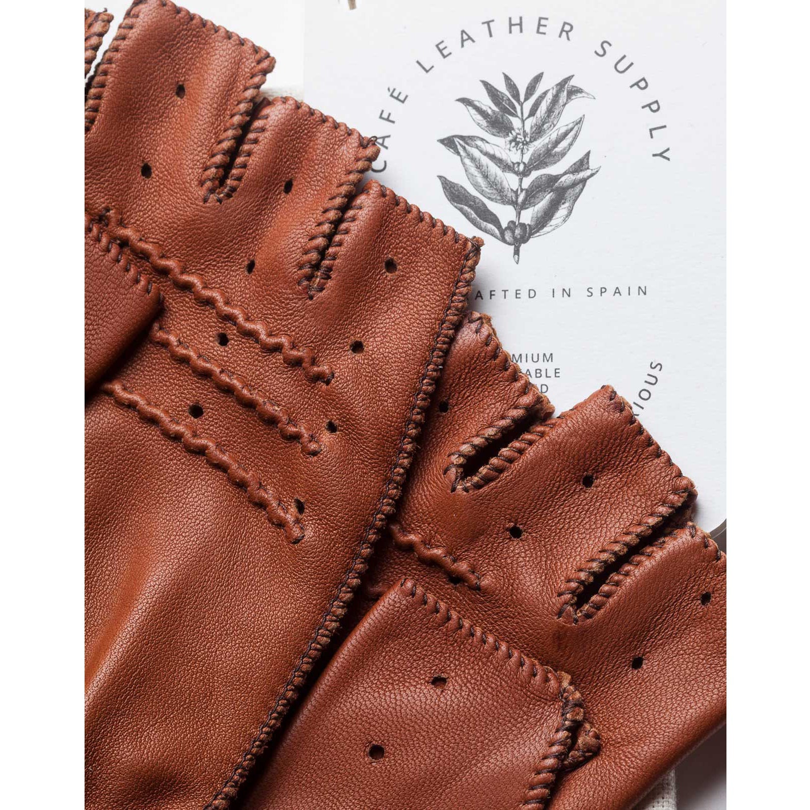 Cafe LeatherTriton car gloves fingerless in brownCar glovesBritish Parts Lucerne