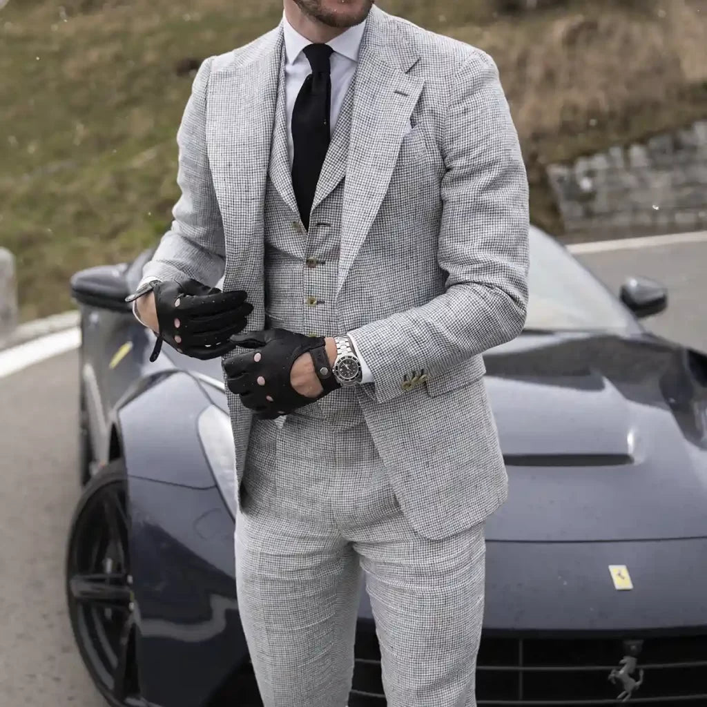 Cafe LeatherTriton car gloves in blackCar glovesBritish Parts Lucerne