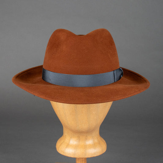 Diefenthal & Sohn1980 Traveller Hut KastanieHutBritish Parts Luzern