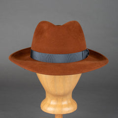 Diefenthal & Sohn1980 Traveller Hut KastanieHutBritish Parts Luzern