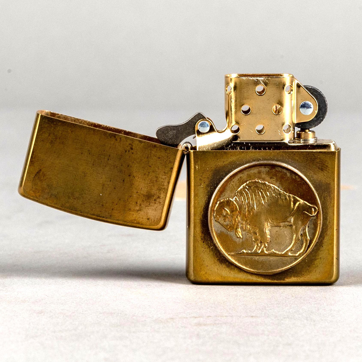 Fine jewelryZippo Buffalo bronzeLighterBritish Parts Lucerne