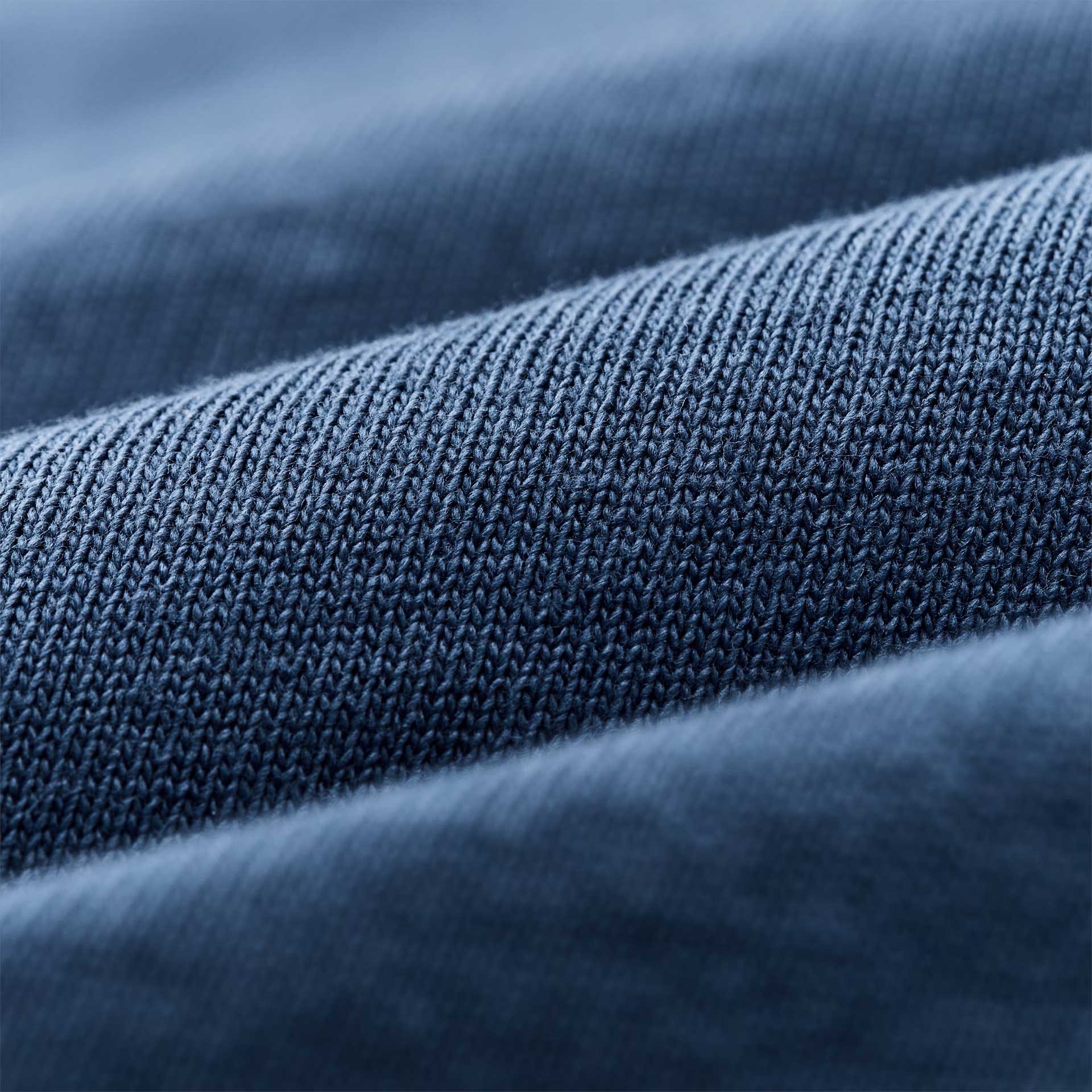 FilsonFrontier Mountain Lake T-ShirtT-ShirtBritish Parts Lucerne