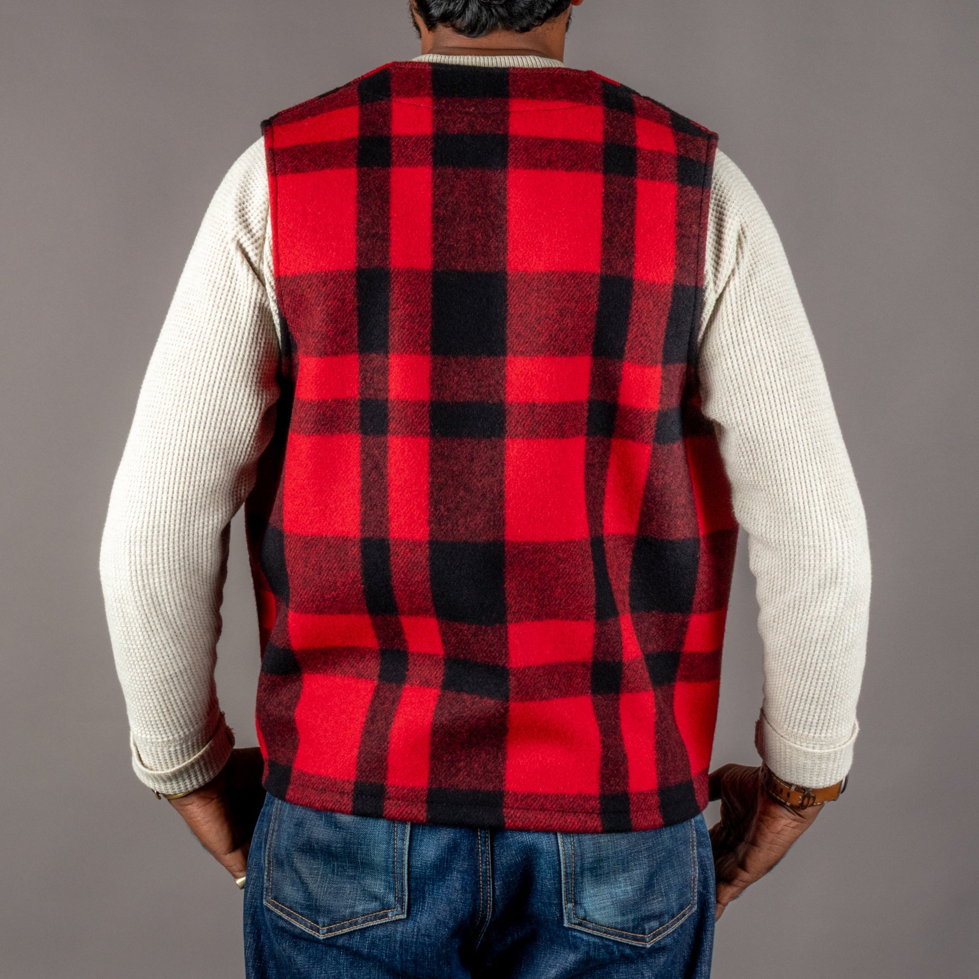 FilsonMackinaw Wool Vest Red Black PlaidVestsBritish Parts Lucerne