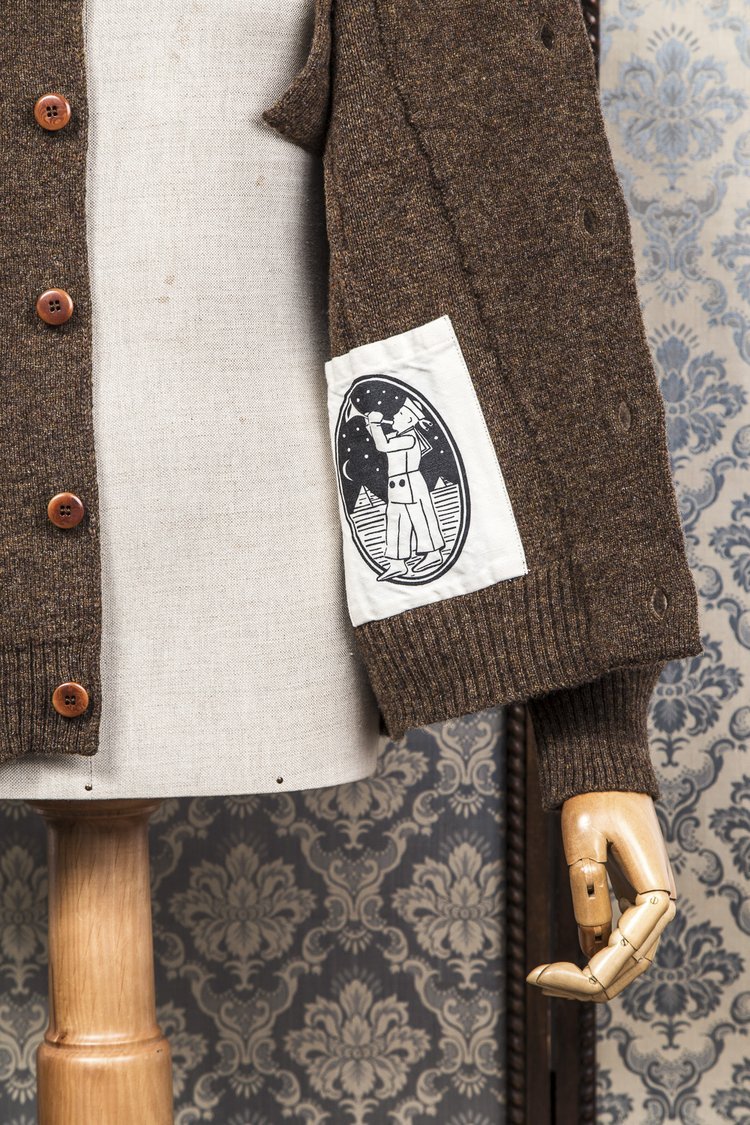 G.R.P.Max 3 cardigan brownCardiganBritish Parts Lucerne