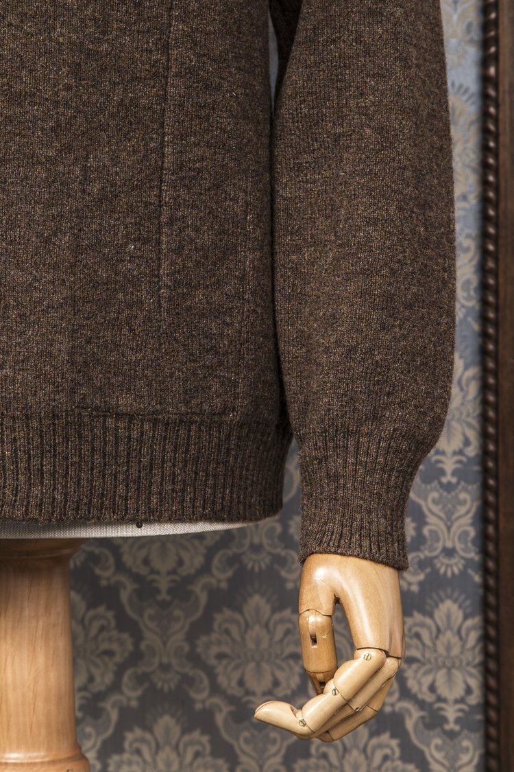 G.R.P.Max 3 cardigan brownCardiganBritish Parts Lucerne