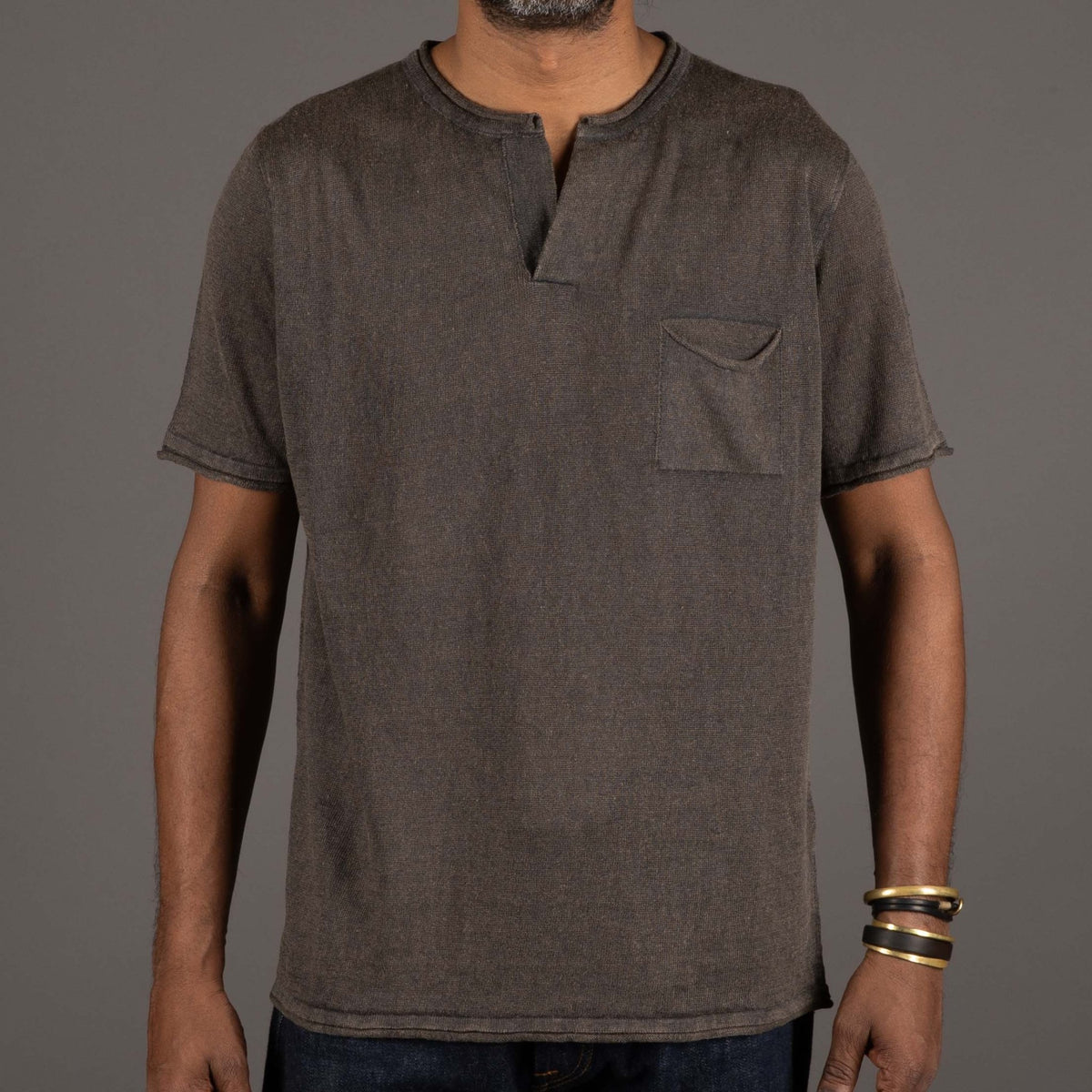 G.R.P.Neo Henley short sleeve CharcoalT-ShirtBritish Parts Lucerne