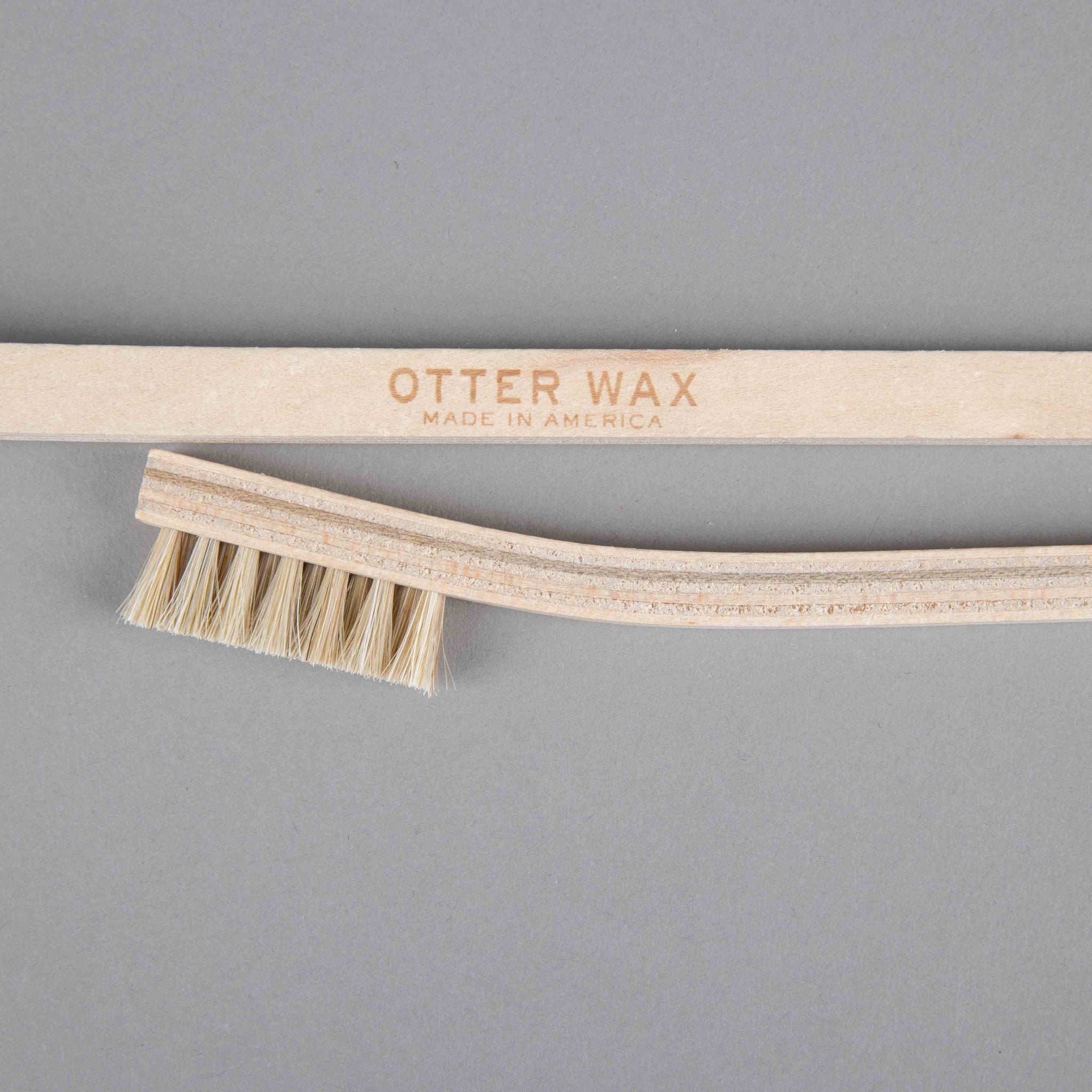 Otter WaxHorse hair polishing brushBritish Parts Lucerne