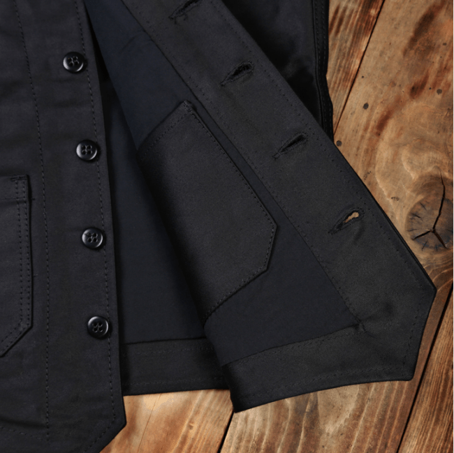 Pike Brothers1937 Roamer Vest Elephant Skin BlackVestsBritish Parts Lucerne