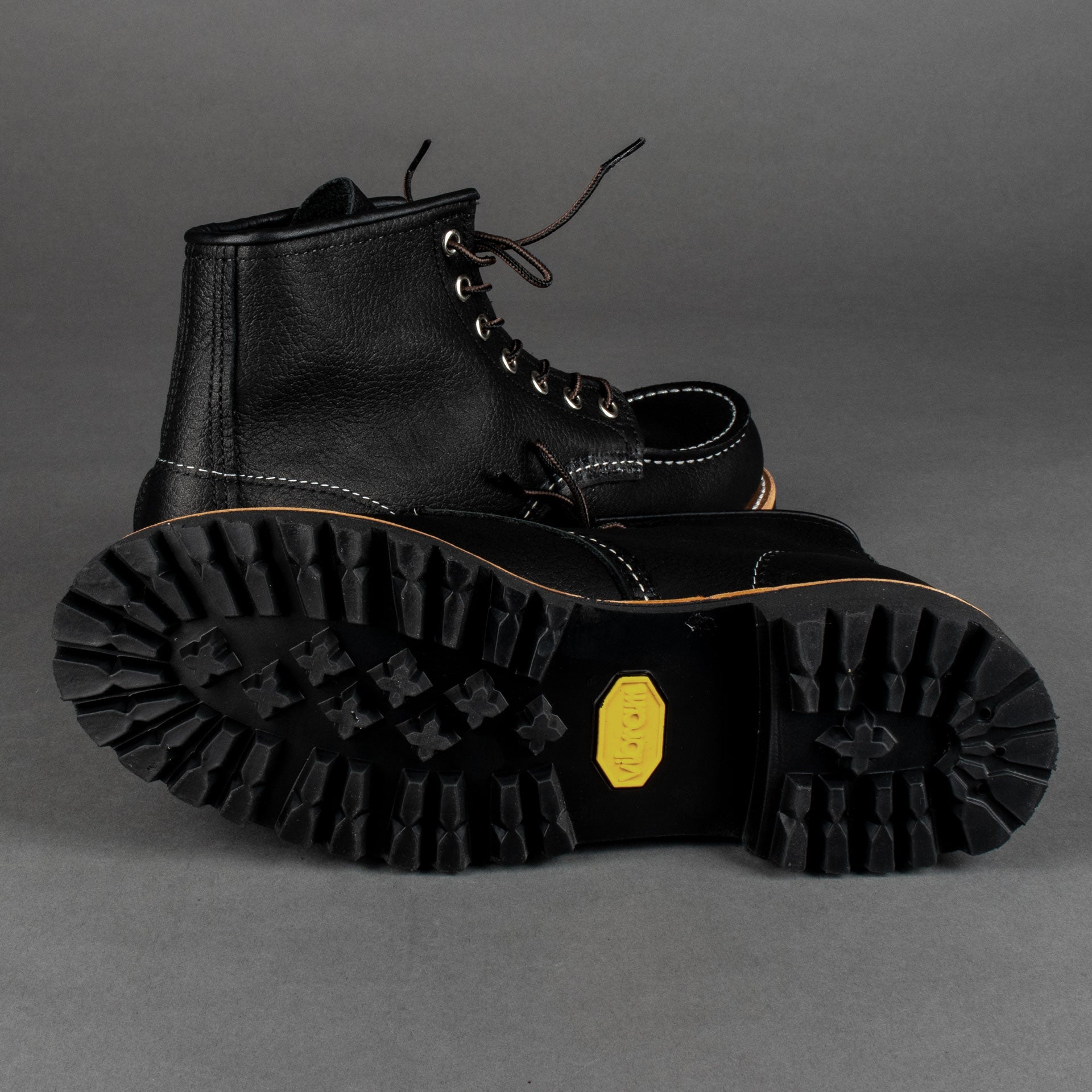 Red Wing ShoesRoughneck 2949 Black Oil Slick Leather Men's ShoesShoesBritish Parts Lucerne