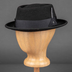 StetsonPork Pie Woolfelt black with featherHatBritish Parts Lucerne