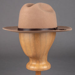 StetsonWestern Woolfelt Garage ThemeHutBritish Parts Lucerne