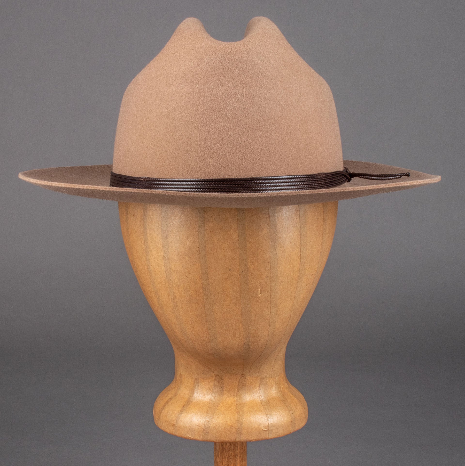 StetsonWestern Woolfelt Garage ThemeHutBritish Parts Lucerne