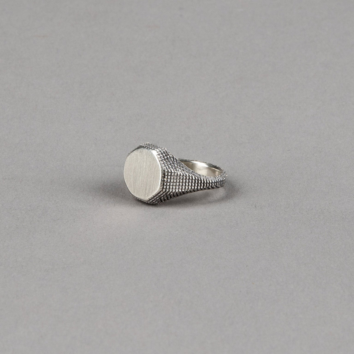 Studebaker MetalsOtto Signet Ring - SilverRingBritish Parts Lucerne