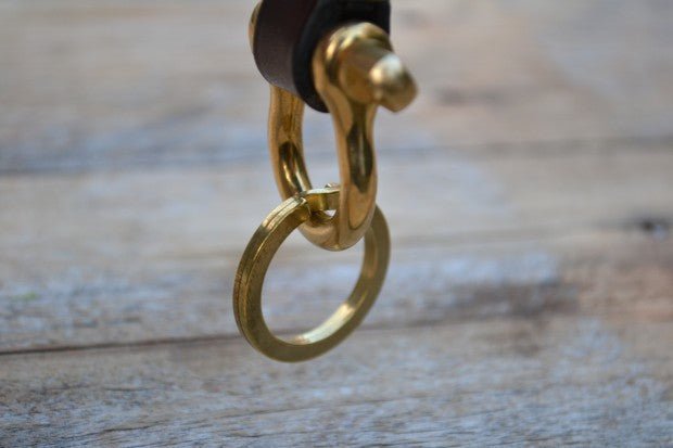 Timeless LeatherLoop Key Ring brownKey ringBritish Parts Lucerne